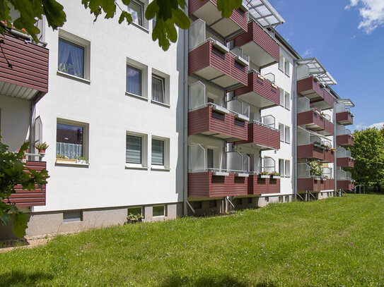 Hell, sonnig und soooo gemütlich... 2 Zimmer+ Balkon+ Dusche