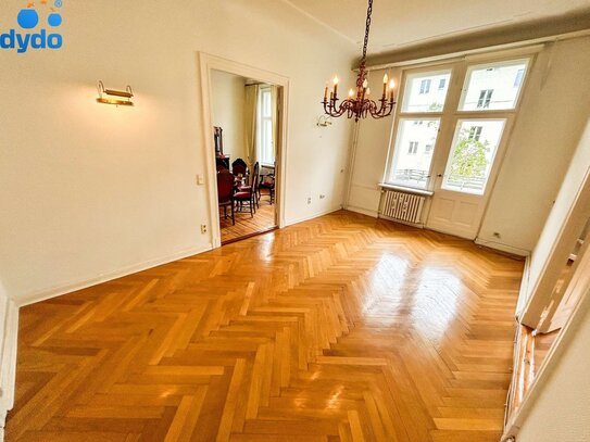 !! Diese Altbauwohnung erwartet Sie !! 4 Zimmer + EBK + Balkon - jetzt bewerben -