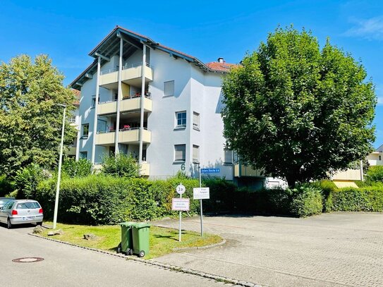 Letztendlich entscheidet die Lage - großzügige 4- Zimmerwohnung mit Westbalkon im Erbbaurecht