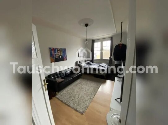 [TAUSCHWOHNUNG] Schöne 2 Zimmer Altbau Wohnung mit Balkon und EBK