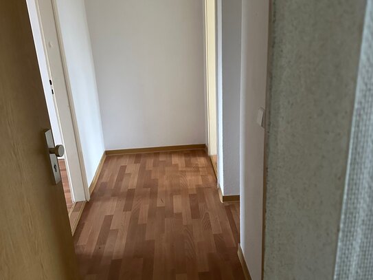 hübsche 2-Raum-Wohnung mit Balkon sucht neue Bewohner