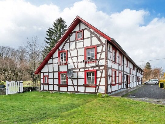 PHI AACHEN - Idyllisches Fachwerkensemble! Drei stilvolle Wohnungen in saniertem Fachwerkhaus in Monschau-Konzen!