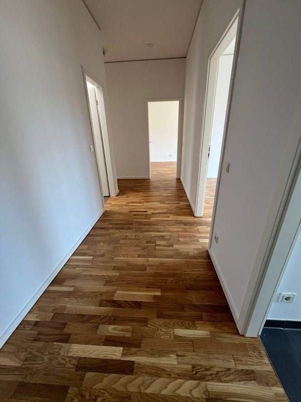 Großzügige 3-Zimmer-Wohnung im 6. Obergeschoss mit zwei Balkonen in zentraler Lage von Berlin-Mitte - Foto 1