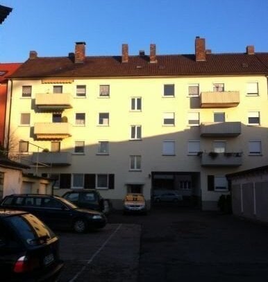 3-Zimmer-Wohnung mit Balkon und Garage