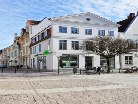 Sie suchen eine Büro-/Praxisfläche in zentraler Lage in Güstrow?