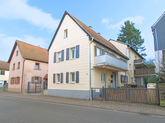 Zwei Häuser mit viel Platz für Ihr neues Zuhause - Top gelegen im Luftkurort Hauenstein!