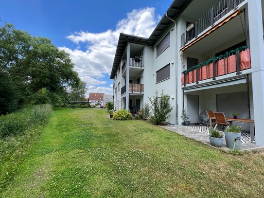 Wunderschöne 3-Zi.-Wohnung inklusive Balkon und Carport in zentraler Stadtlage v. Lichtenfels