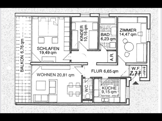 4- Zimmer-Wohnung mit Balkon im 4. Stock+ Garage