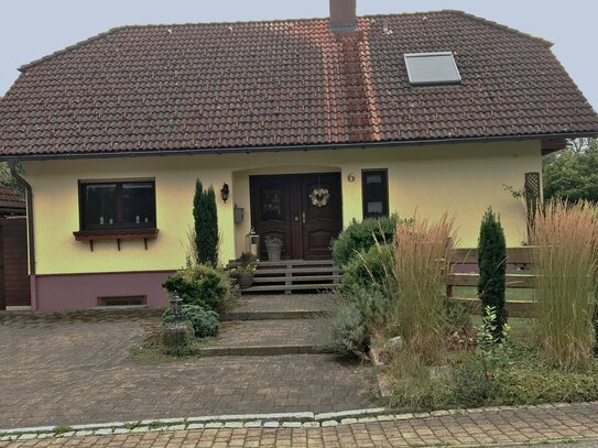 Wohnhaus mit Einliegerwohnung in Donaueschingen-Hubertshofen