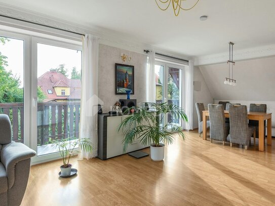 Einladende DG-Wohnung zur Nähe des Dahme-Ufers: 2 Zimmer, Balkon, EBK, Stellplatz und Garten