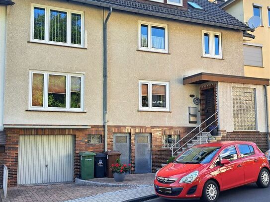 großes Einfamilienhaus zentral in Baunatal-Altenritte