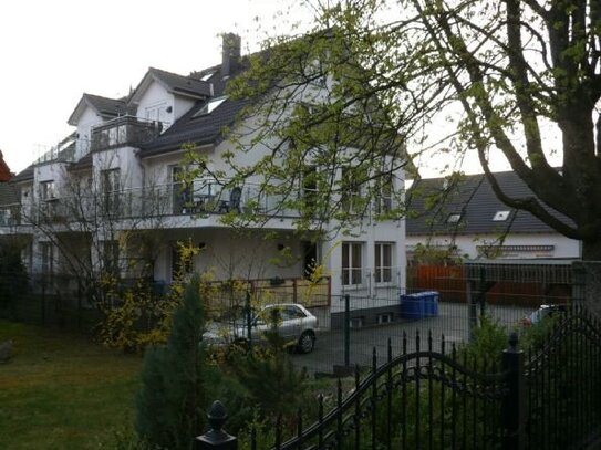 Moderne 2 Zimmerwohnung mit großem Balkon, Wannenbad