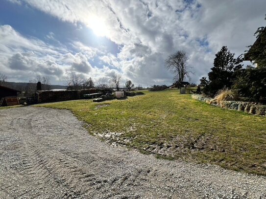 ***Ruhig und Idyllisch! Erschlossenes Baugrundstück in Reinhartshausen-Bobingen zu kaufen!***