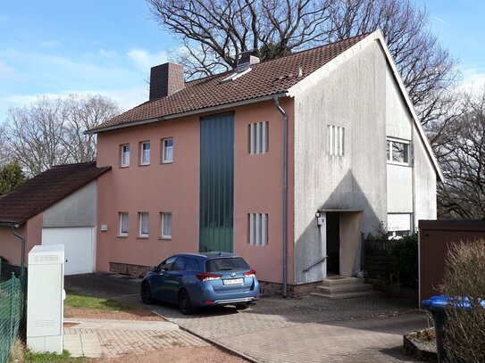 Freistehendes Familienhaus mit besten Aussichten und enorm großem Potential