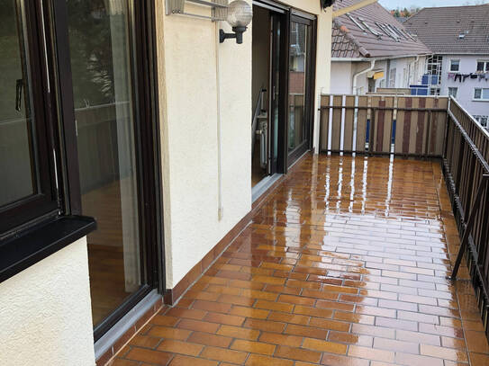 Schöne, sonnige 3 Zimmerwohnung - zentral gelegen