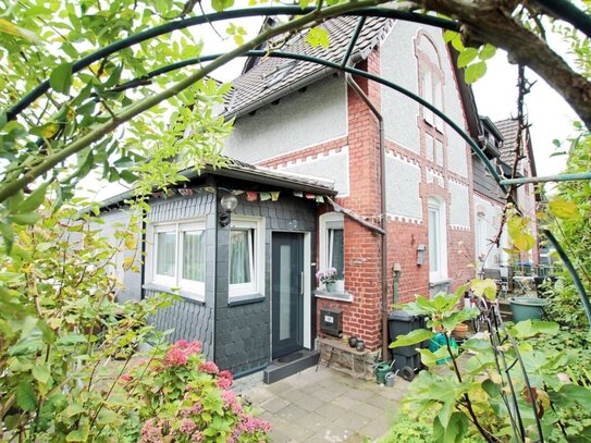 Denkmalgeschützte Maisonette mit Charme und Wohnkomfort in beliebter Lage in Alt-Wetter