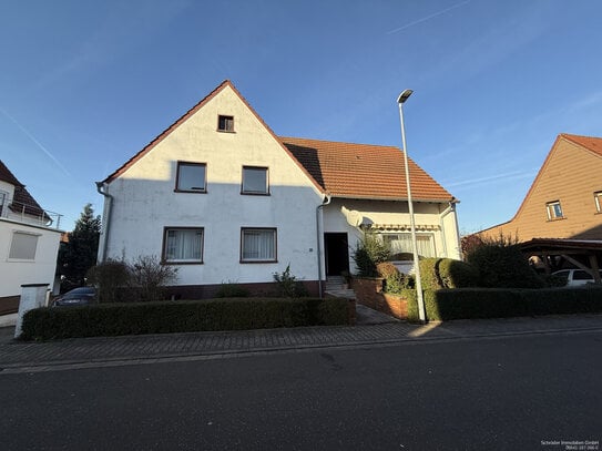 Geräumiges Einfamilienhaus im Herzen von Bruchmühlbach zu verkaufen.