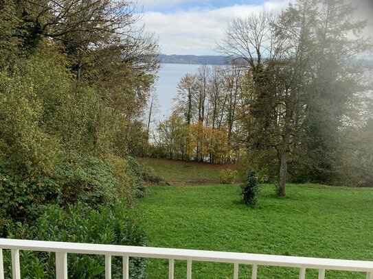 Wohnung direkt am Starnbergerse mit Balkon und Garten