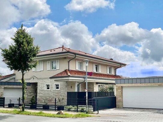 Große und modern-luxuriös ausgestattete Villa im Toskana-Stil am Hamburger Stadtrand zu verkaufen