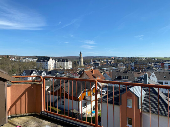 Attraktive 3,5 Zimmer Wohnung mit Hexenturmblick (vermietet) in zentraler Wohnlage von Idstein