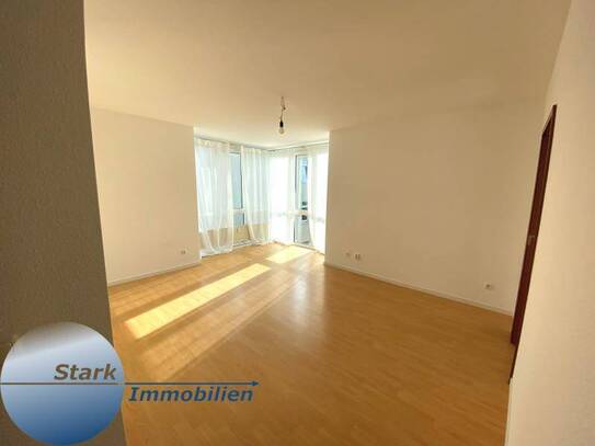 STARK! Schöne helle 2 Raum Wohnung mit Aufzug!