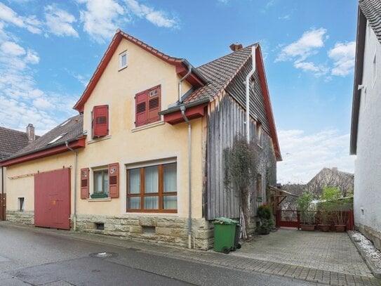 Charmantes Bauernhaus mit Scheune, großem Garten und modernisierter Ausstattung