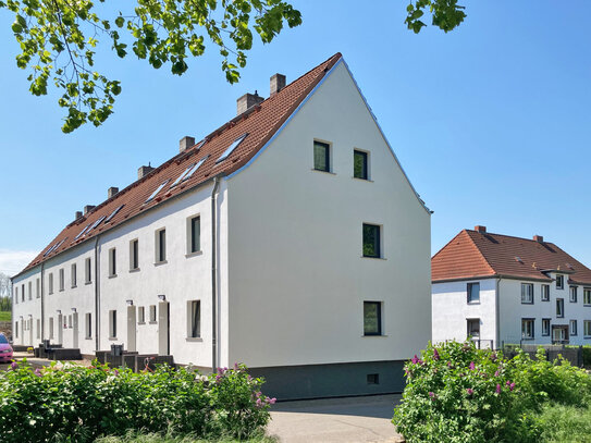 17 Minuten von Halle: 5 Zi, vermietetes saniertes Reihenhaus mit Terrasse, Garten und Stellplatz