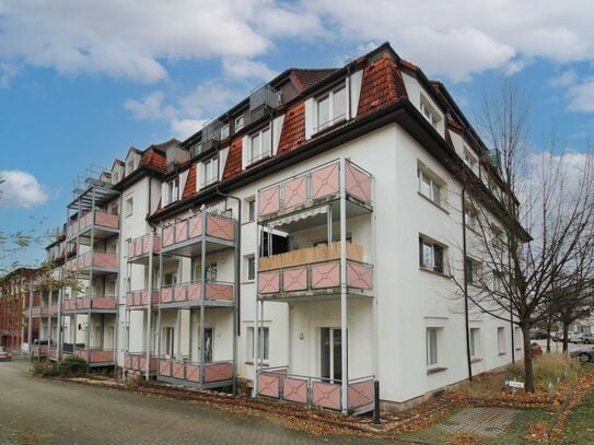 Bezugsfreie 2- Raumwohnung mit offenem Grundriss, Balkon und Stellplatz am Chemnitzer Zeisigwald