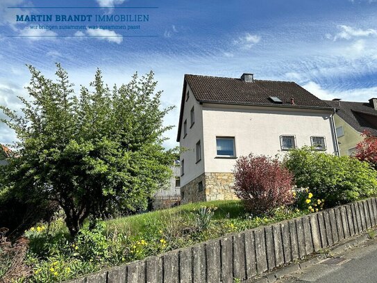 Freistehendes Ein-, oder Zweifamilienhaus mit Garten und Garage in Niedernhausen-Königshofen