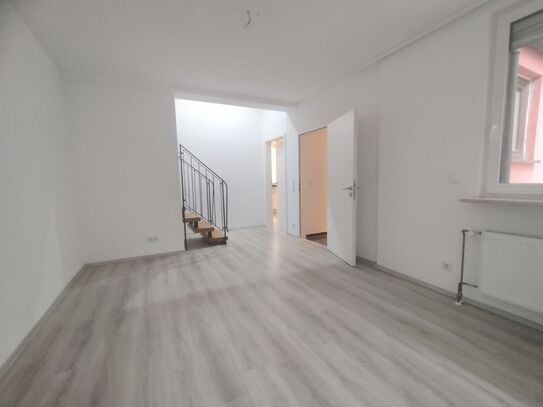 Sanierte 4-Zimmer-Maisonette-Wohnung mit 67 m² Wohnfläche