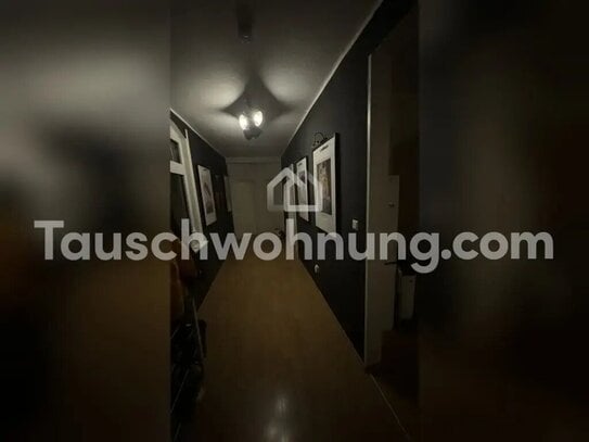 [TAUSCHWOHNUNG] 3-Zimmer DGW mit großem Flur, zwei Bädern und EBK