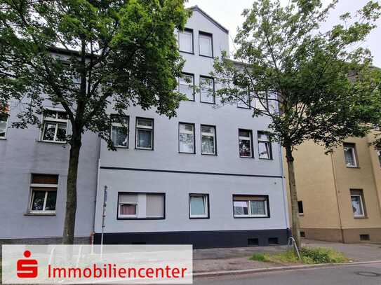 11159 - Mietertragreiches 8-Familienhaus mit 5 Garagen