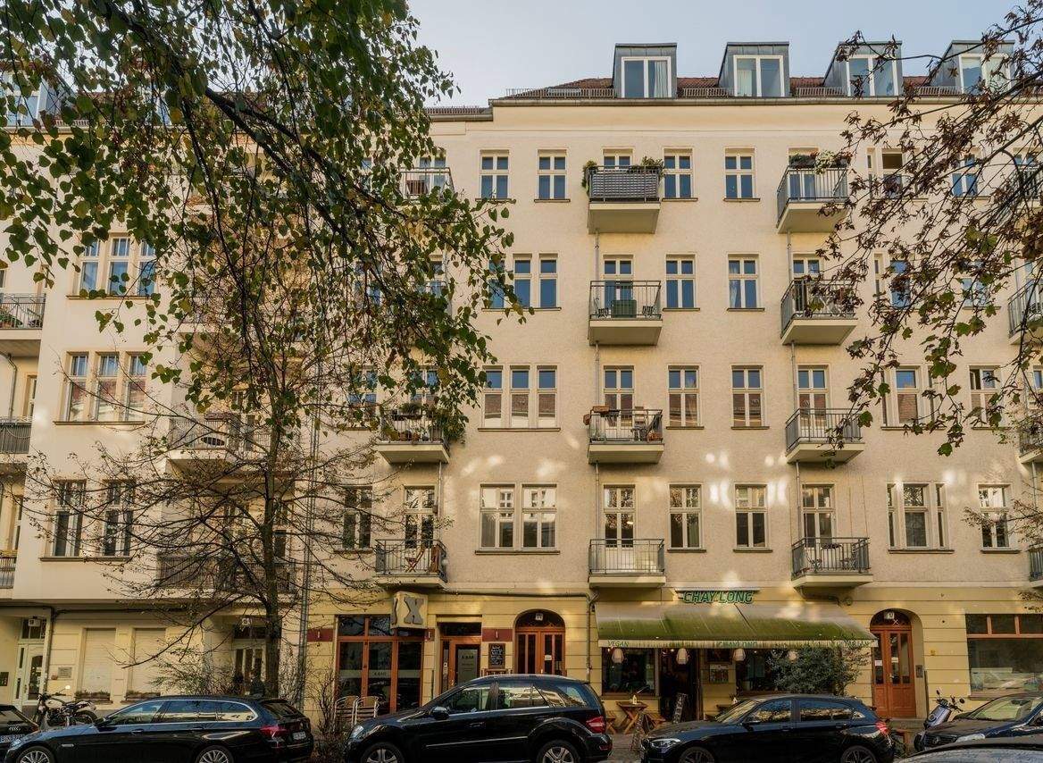 Helmholtzkiez: Bezugsfreies 1-Zimmer-Apartment mit Balkon