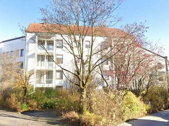 Sanierte 2-Zimmer-Wohnung mit Balkon in Unterhaching am Hachinger Bach