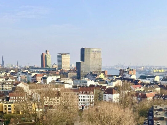 Kapitalanlage: Wohnung mit Weitblick und Garagenplatz