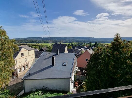 Großes Einfamilienhaus mit Soonwaldblick in Riesweiler zu verkaufen