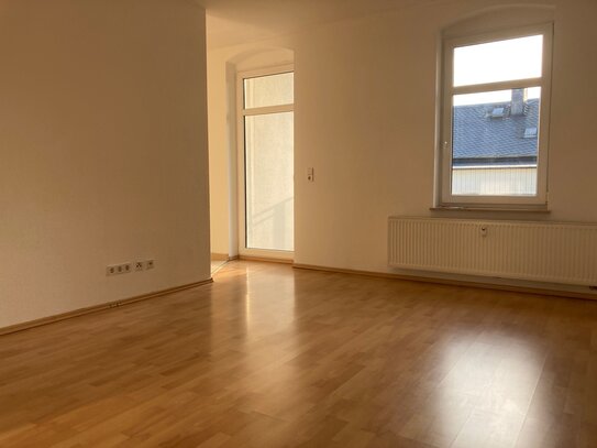 Attraktive 2-Zimmer-Wohnung mit großen Balkon in Gablenz, sucht neuen Mieter!