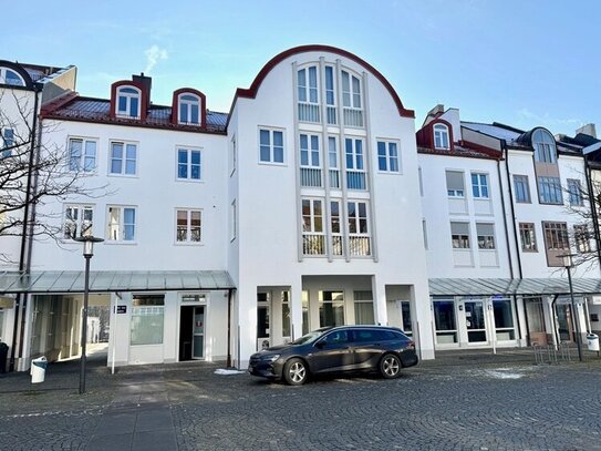 Großzügige, ruhige 3 ZKB Wohnung mit Balkon in der Ortsmitte von Ottobrunn