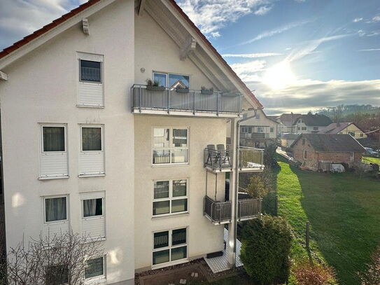 Neues Bad u. neue Küche: Gemütliche Wohnung nahe B19 zw. Eisenach u. Bad Salzungen