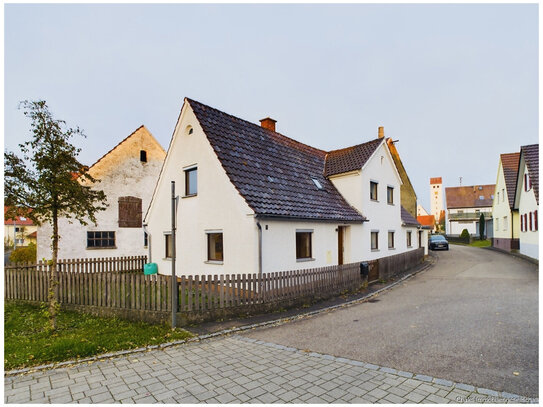 Charmantes Einfamilienhaus mit Ausbaumöglichkeiten!