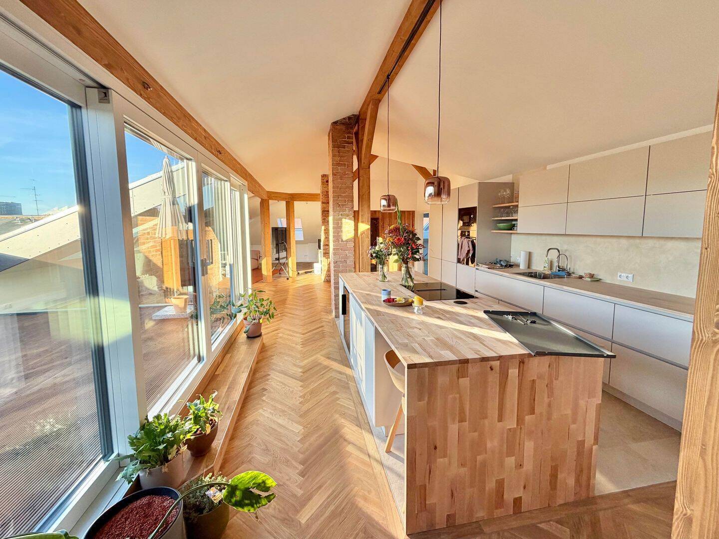 160qm exklusives Penthouse mit Sauna und Terrasse im Bergmannkiez - Photo 1