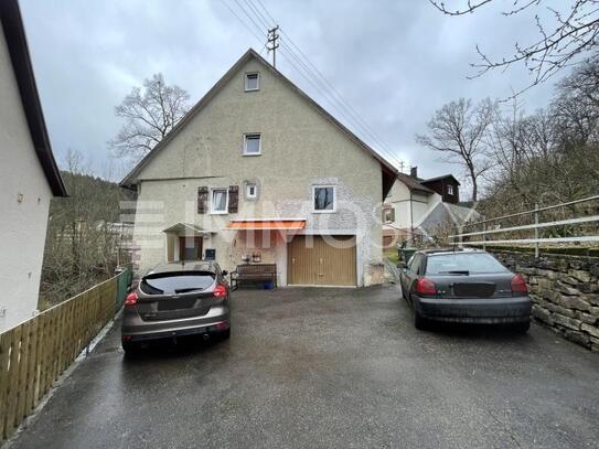 Renovierungsbedürftiges Haus mit Potenzial in ruhiger Calw-Lage.