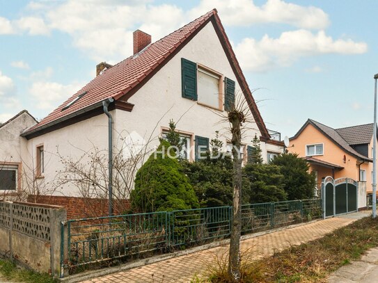 Erkunden Sie Ihren Rückzugsort: Freistehendes EFH mit großem Grundstück, Garten & viel Potenzial