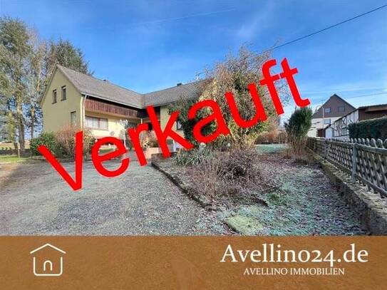 Verkauft! Ihr Traum vom Eigenheim – Bungalow mit Fernblick, Potenzial und riesigem Grundstück in Bestlage