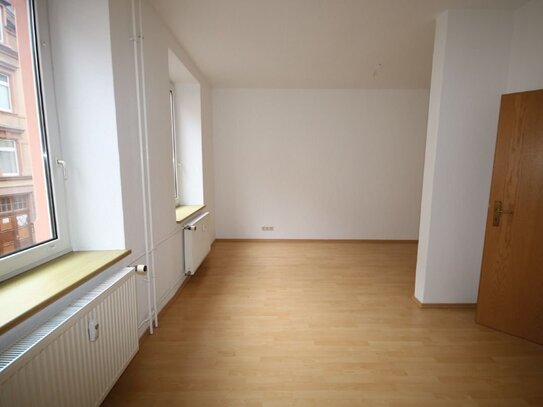 Schöne, helle 1-ZW Altbau, Nähe Berger Straße.