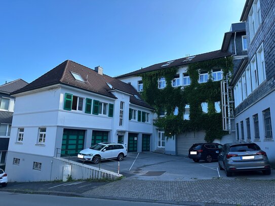 Charmantes Mehrfamilienhaus mit vielseitigen Wohn- und Gewerbeflächen