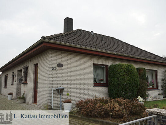 G 33 REKUM -ebenerdiger, Bungalow -verklinkert- in ruhiger Lage mit einer Garage-