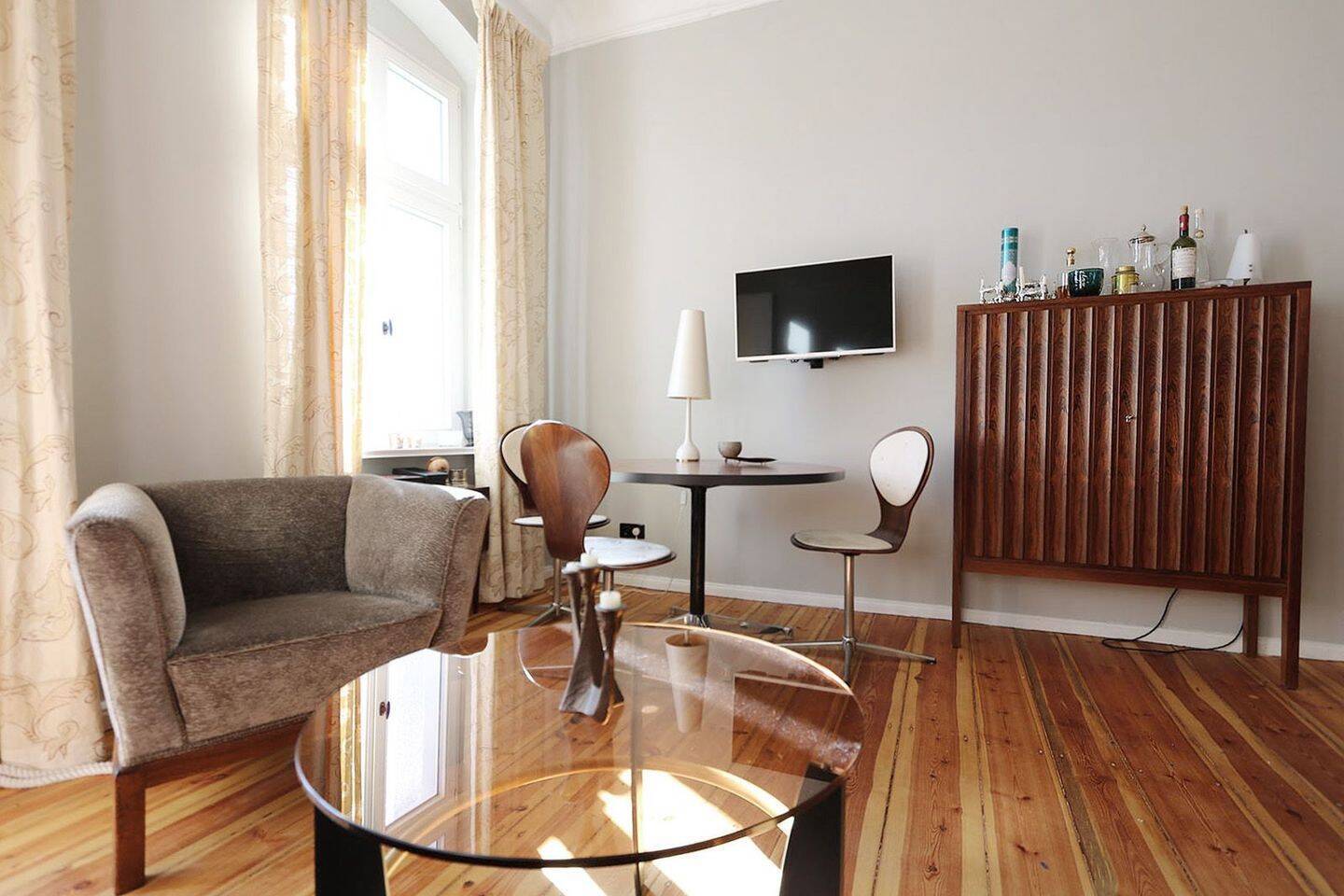 919 | „The Gaudy“ – Vielseitige Wohnung mit Balkon – Prenzlauer Berg - Foto 1