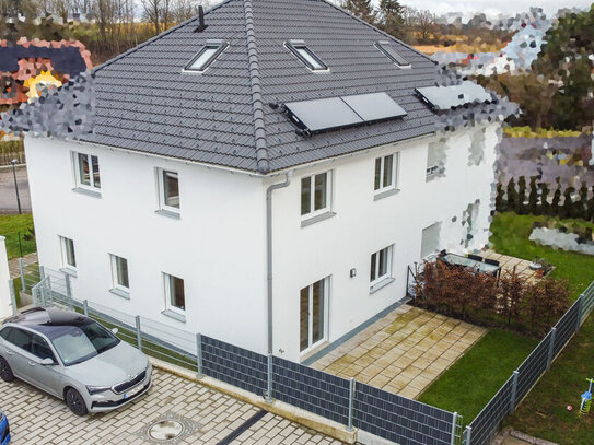 Moderne Doppelhaushälfte mit Südterrasse und kl. Garten, Neuwertig & Energieeffizient - EnEff. Kl. A