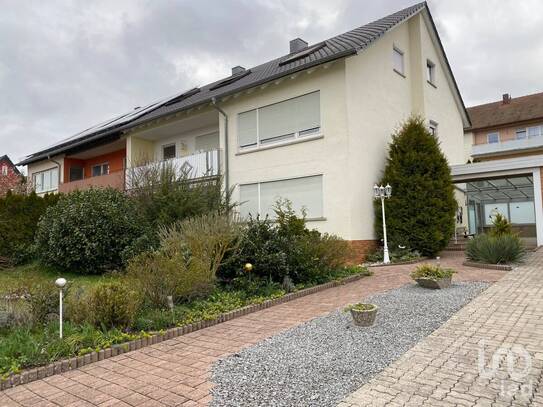 Top gepflegtes Mehrfamilienhaus mit 3 Wohneinheiten in ruhiger Lage von Feuchtwangen